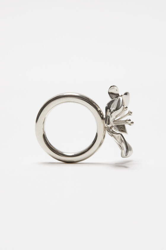 (image for) Premium-Grade Flower ring